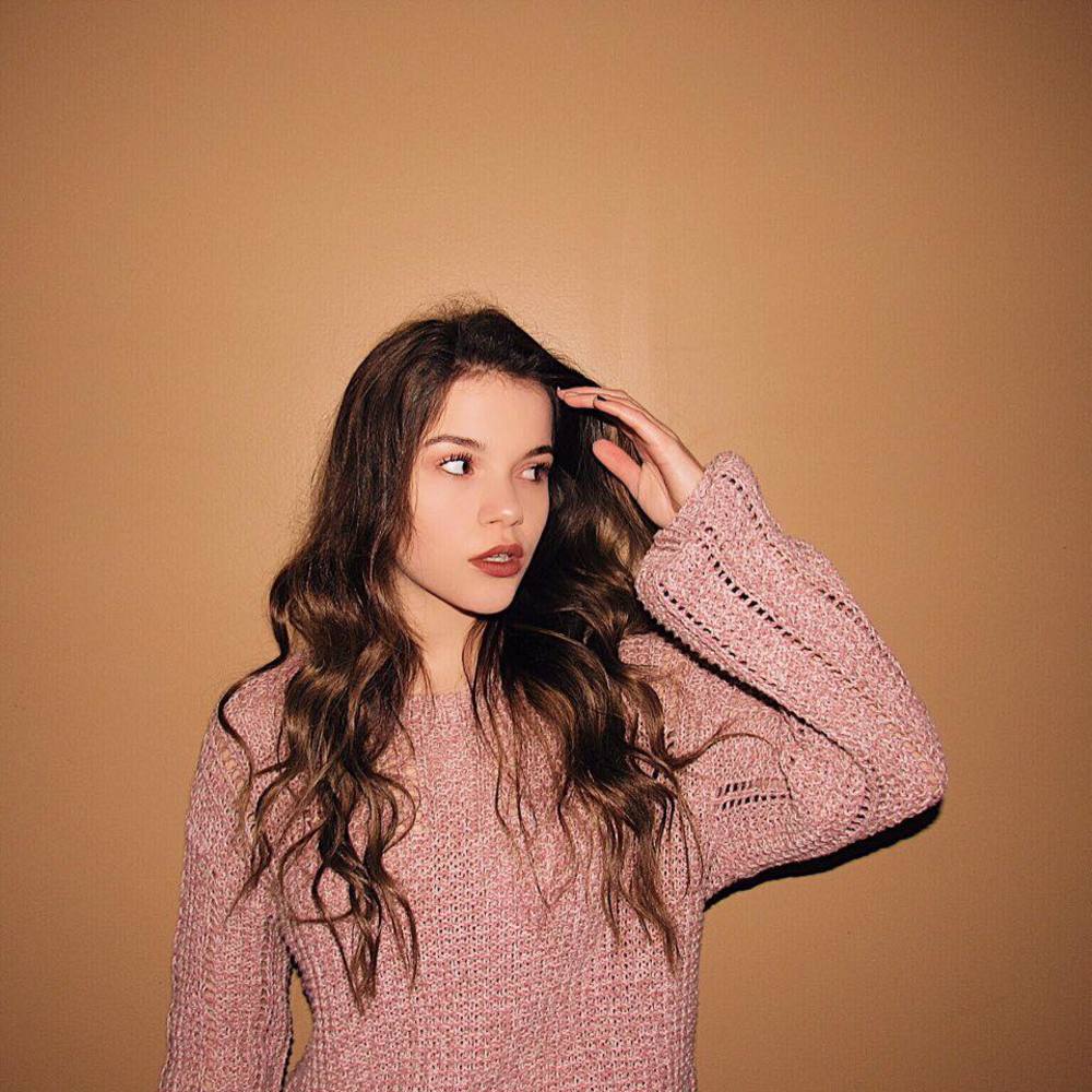 Meet your Posher, Krislin